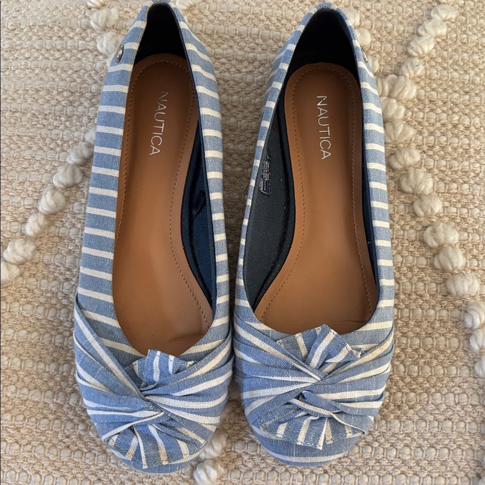 Nautica Blue and White Knotted Flats